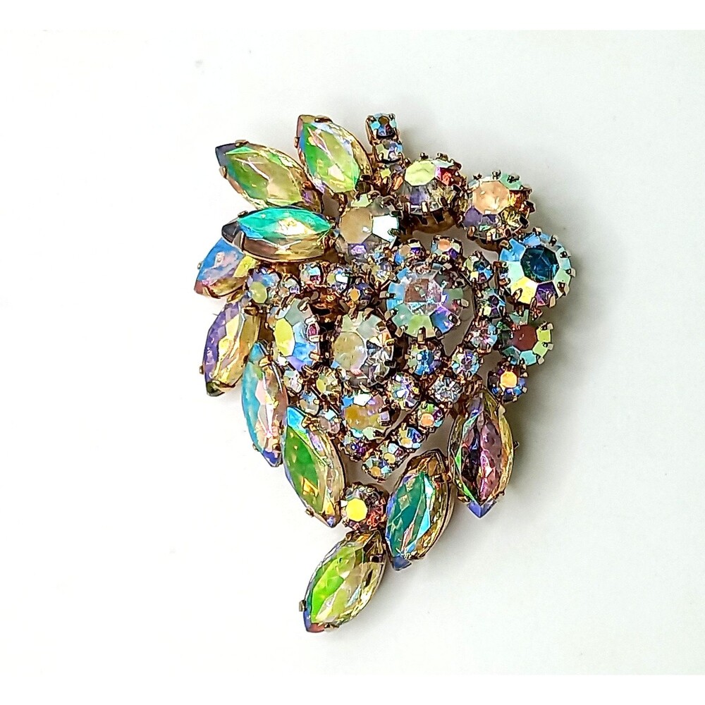 Vintage 1960s Multi-Tiered Green Aurora Borealis Rhinestone Statement Brooch